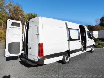 Mercedes Sprinter brygadówka 160KM 173946 - przod prawy