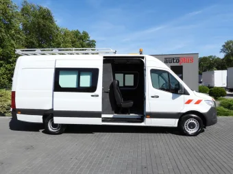 Mercedes Sprinter brygadówka 165KM 121052 - zaladunek