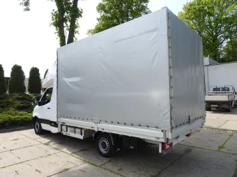 Mercedes Sprinter skrzynia plandeka 10 palet 165KM 117462 - bok tyl