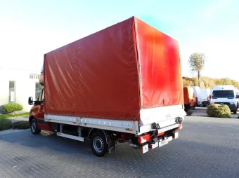Mercedes Sprinter skrzynia plandeka 8 palet 160KM 175183 - bok tyl