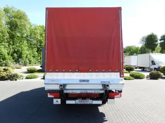 Mercedes Sprinter skrzynia plandeka 8 palet 160KM 175432 - bok tyl