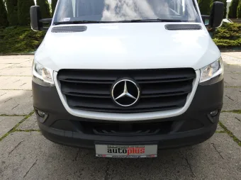 Mercedes Sprinter skrzynia plandeka 10 palet 165KM 117462 - bok zabudowy