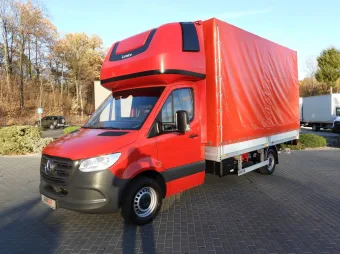 Mercedes Sprinter skrzynia plandeka 8 palet 160KM 175183 - detal