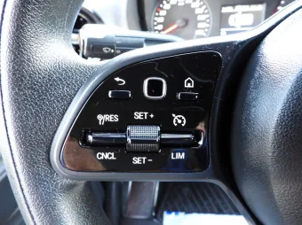 Mercedes Sprinter skrzynia plandeka 8 palet 160KM 175183 - detal