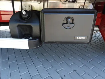 Mercedes Sprinter skrzynia plandeka 8 palet 160KM 175430 - detal