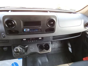 Mercedes Sprinter skrzynia plandeka 10 palet 165KM 086618 - fotele