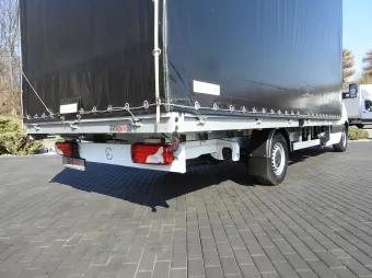 Mercedes Sprinter skrzynia plandeka 10 palet 165KM 086618 - kabina