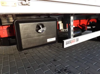 Mercedes Sprinter skrzynia plandeka 8 palet 160KM 175183 - kierownica