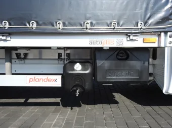 Mercedes Sprinter skrzynia plandeka 10 palet 165KM 086618 - kokpit