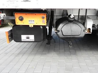 Mercedes Sprinter skrzynia plandeka 10 palet 160KM 062040 - radio
