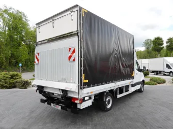 Mercedes Sprinter skrzynia plandeka 8 palet 160KM 003300 - tyl