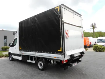 Mercedes Sprinter skrzynia plandeka 8 palet 160KM 003300 - tyl