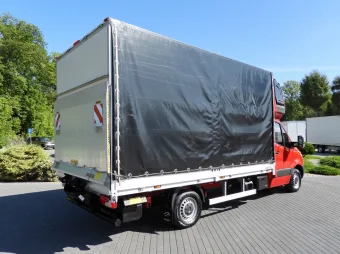 Mercedes Sprinter skrzynia plandeka 8 palet 160KM 175430 - tyl