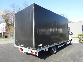 Mercedes Sprinter skrzynia plandeka 10 palet 165KM 086618 - tyl zabudowy
