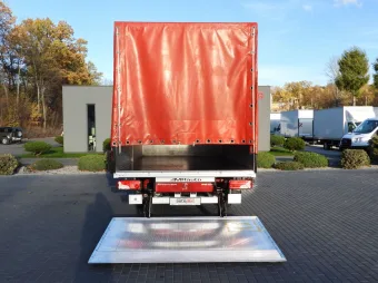 Mercedes Sprinter skrzynia plandeka 8 palet 160KM 175183 - tyl zabudowy