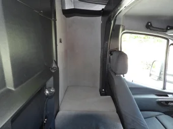 Mercedes Sprinter skrzynia plandeka 10 palet 160KM 062040 - wyposazenie
