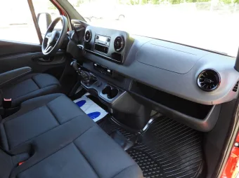 Mercedes Sprinter skrzynia plandeka 8 palet 160KM 175432 - zewnatrz