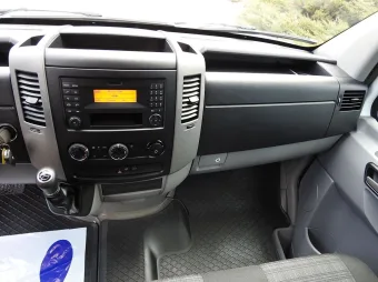Mercedes Sprinter wywrotka trojstronna 160KM 4186 - kierownica