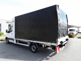 Mercedes Sprinter skrzynia plandeka 8 palet 170KM 211097 - bok tyl