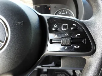 Mercedes Sprinter skrzynia plandeka 8 palet 170KM 143218 - detal