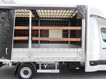 Mercedes Sprinter skrzynia plandeka 8 palet 170KM 210194 - detal