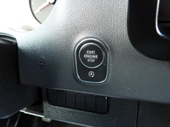 Mercedes Sprinter skrzynia plandeka 8 palet 170KM 211097 - detal