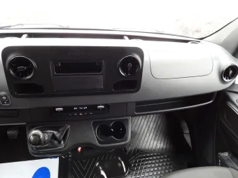 Mercedes Sprinter skrzynia plandeka 10 palet 170KM 253000 - detal