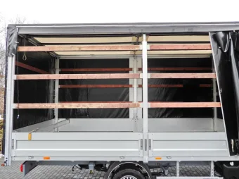 Mercedes Sprinter skrzynia plandeka 10 palet 170KM 184570 - kabina