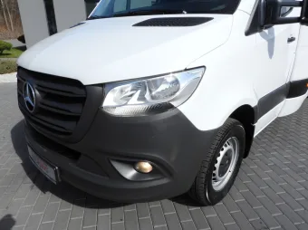 Mercedes Sprinter skrzynia plandeka 8 palet 170KM 211097 - kabina