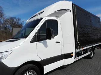 Mercedes Sprinter skrzynia plandeka 8 palet 170KM 211097 - kokpit