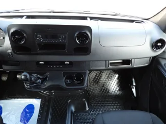Mercedes Sprinter skrzynia plandeka 8 palet 170KM 211097 - lewarek