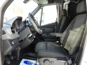 Mercedes Sprinter skrzynia plandeka 8 palet 170KM 143218 - licznik
