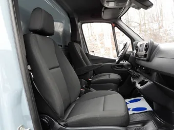 Mercedes Sprinter skrzynia plandeka 10 palet 170KM 184570 - podsufitka