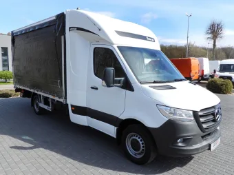 Mercedes Sprinter skrzynia plandeka 8 palet 170KM 211097 - przod prawy