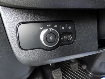 Mercedes Sprinter skrzynia plandeka 10 palet 170KM 184570 - radio