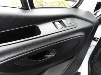 Mercedes Sprinter skrzynia plandeka 10 palet 170KM 253000 - radio