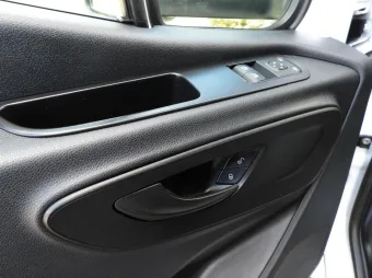 Mercedes Sprinter skrzynia plandeka 8 palet 170KM 210194 - schowki