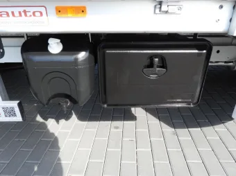 Mercedes Sprinter skrzynia plandeka 8 palet 170KM 211097 - siedzenia