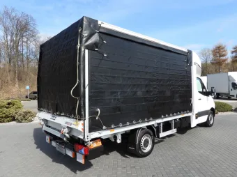 Mercedes Sprinter skrzynia plandeka 8 palet 170KM 211097 - tyl