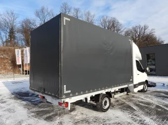 Mercedes Sprinter skrzynia plandeka 8 palet 170KM 143218 - tyl zabudowy