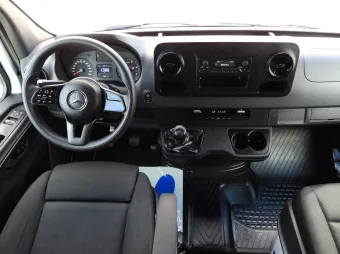 Mercedes Sprinter skrzynia plandeka 8 palet 170KM 210194 - wyposazenie