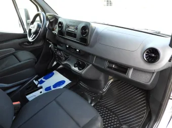 Mercedes Sprinter skrzynia plandeka 8 palet 170KM 211097 - wyposazenie