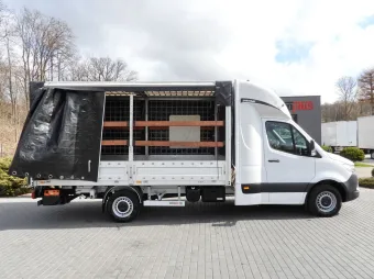 Mercedes Sprinter skrzynia plandeka 8 palet 170KM 210194 - zaladunek