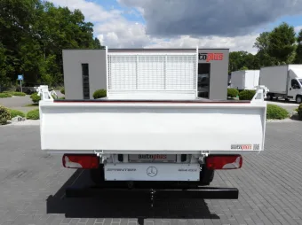 Mercedes Sprinter wywrotka 140KM 140035 - bok tyl