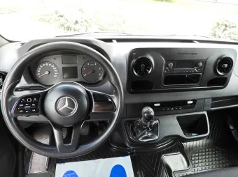 Mercedes Sprinter wywrotka 140KM 140035 - panel