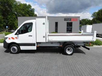 Mercedes Sprinter wywrotka 140KM 140035 - zaladunek