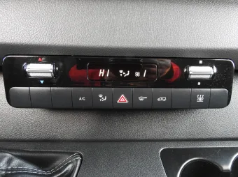 Mercedes Sprinter doka skrzynia 160KM 113742 - lewarek