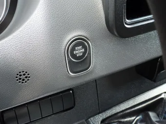 Mercedes Sprinter kontener chłodnia 8 palet 160KM 128595 - fotele