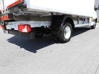 Mercedes Sprinter kontener chłodnia 8 palet 160KM 128595 - paka