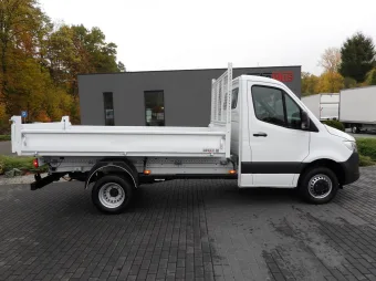 Mercedes Sprinter wywrotka 165KM 010485 - bok prawy